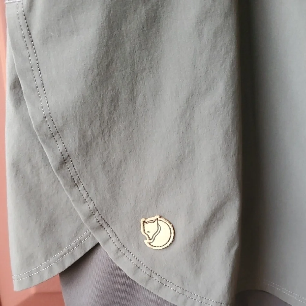 Fjallraven Women's Abisko MIDSUMMER Skort in Gray